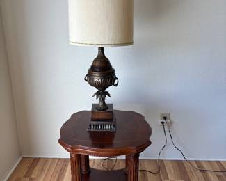 Detailed Lamp Base & Accent Table