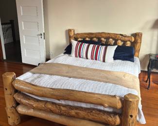Brown Wood/Log Bed