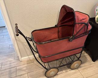 Folding Baby Stroller/Carriage "Trav-L-Eez", C-1920's-1950's