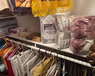 Large Variety of Linen:  Blankets, Quilts, Table, Bath, Bedding