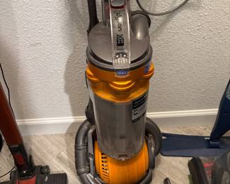 Dyson DC25 Animal Ball