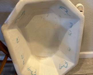 Vintage Tub