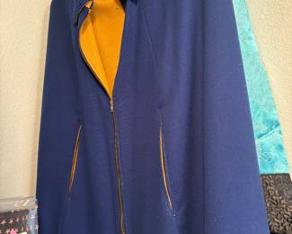 Nebraska Zippered Cape