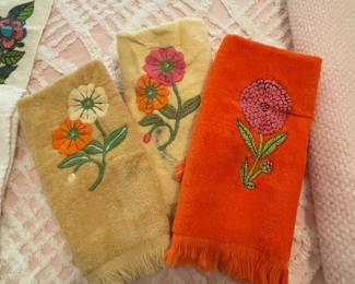 Embroidered Hand Towels Vintage