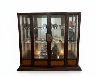 Pulaski Furniture style Dark Wood Display Cabinet with Glass Doors