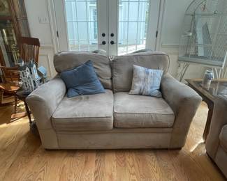 Broyhill Loveseat Sofa