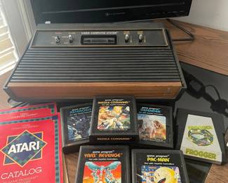 Atari Video Computer System with Games Vtg