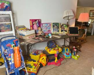 Vtg Children's Toys Games and Books