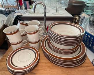 The Market Place Genuine Stoneware Dinnerware Set