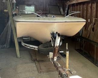 1977 Galaxy Boats 180 Bowrider