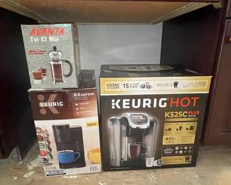 Keurig K525C Plus Series Single Serve Coffee Maker and Avanta French Press