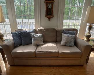 Broyhill Sofa with Accent Pillows