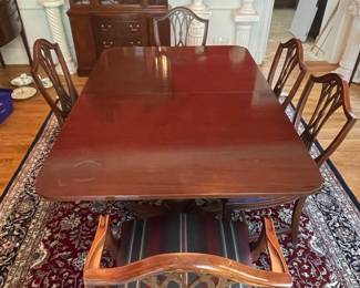 Mahogany Dining Table and Chairs Set - Chippendale Style