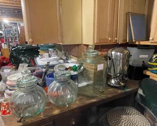 West Bend Crockery Cooker Slow Cookers and Glass Beverage Dispensers