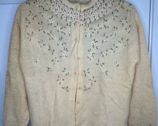 Vintage 1950s Embroidered Floral Cardigan Sweater