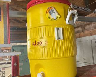Igloo 10 Gallon Drinking Water Cooler