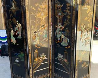 Asian Style Privacy Divider