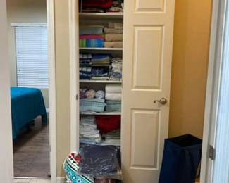 Mystery Lot Of Bedding And Towels