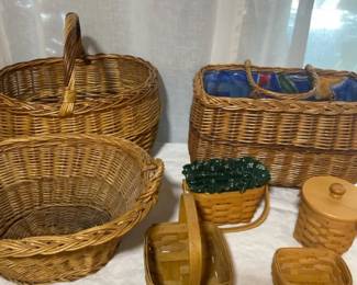 Longaberger Small Baskets And Bigger Non Longaberger Baskets