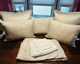 Delphi Mist Bedding by ANN GISH