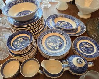 Homer Laughlin Blue Willow China Set