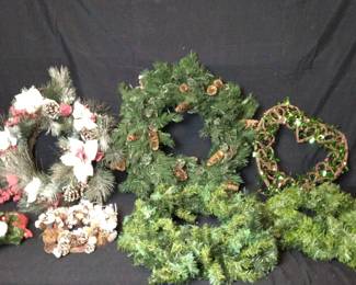 Decorative Christmas Wreaths Lot