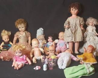 Collection Of Dolls.... Vintage and modern