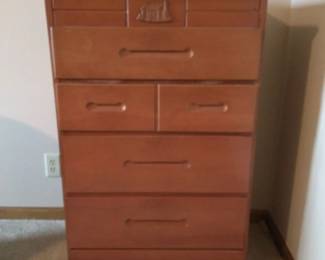 Vintage Chest Of Drawers