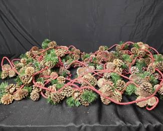 Pine Cone Garland