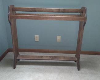 Wooden Quilt Rack