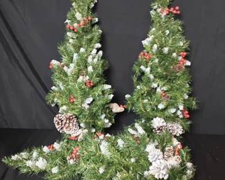 Elegant Lighted Christmas Wall Swag