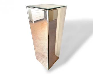 78 MirroredDisplayPedestalColumnwGlassTop