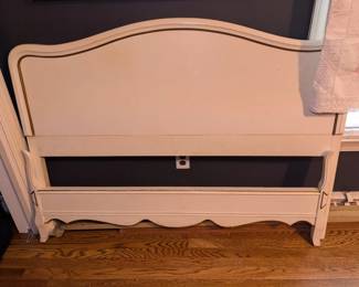French Provincial Full Bed 
