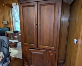 TV Armoire
