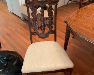 	#1		Dining room table with (4) chairs, cream upholstery, carved backs, includes (1) leaf (65–77 x 42 x 30)	 $ 150.00 																							