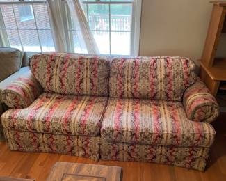 	#18		Vintage Broyhill sofa, floral upholstery (maroon/cream/gold/green), 7 ft, you move	 $ 65.00 																							