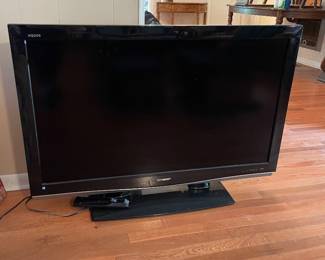 	#20		Sharp AQUOS LC-46D62U 46" LCD TV with remote	 $ 50.00 																							