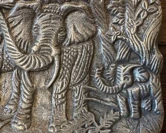 	#89	RA	Oblong aluminum elephant tray (16.5 x 5)	 $ 18.00 																							