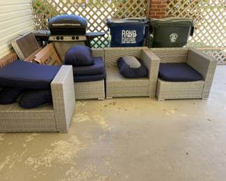	#94		Modular Outdoor Couch - as is	 $ 150.00 																							