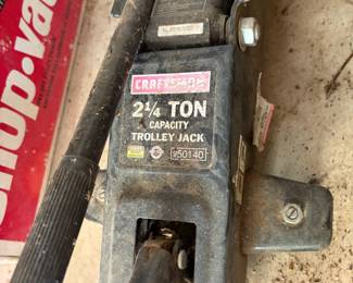 	#92		Craftsman 2¼-Ton Trolley Jack,Heavy-duty hydraulic floor jack, garage wear, untested	 $ 35.00 																							