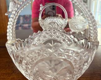 	#50		MCM Hofbauer “Byrdes” 2 piece lot including candy dish with bird lid and handled basket with bird detail.	 $ 38.00 																							