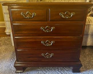 	#85	RA	Thomasville wooden chest/nightstand, (4) drawers, as-is finish on leg (24W x 14D x 24H)	 $ 80.00 																							
