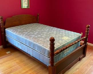 	#3		Full-size wood bed (headboard, footboard, side rails) with mattress and box spring	 $ 125.00 																							