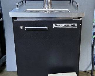 Beverage-Air Kegerator Model BM23, 39"x24"x26.5", Includes 25lb 410A Refrigerant