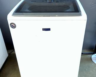 Maytag Top-Loading High Efficiency Washer Model MVWB865GW0, SN# C94574352, Includes Paperwork, 43.5"x 26.5"x 28"