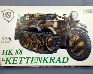 NSU ESCI 1/9 HK-101 Kettenkrad Model Kit 