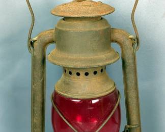 Vintage Embury MFG No 150 Little Supreme Lantern, Approx 13" Tall 