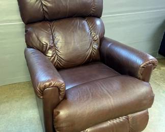 La-Z-Boy Model P16512 Wall Recliner, Has USB, 41.5"x31"x30", Powers On With Automatic Recline And Foot Lift