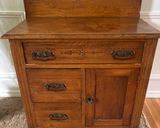 Early 20th Century Oak Washstand