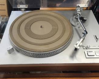 VINTAGE TURNTABLE WORKS